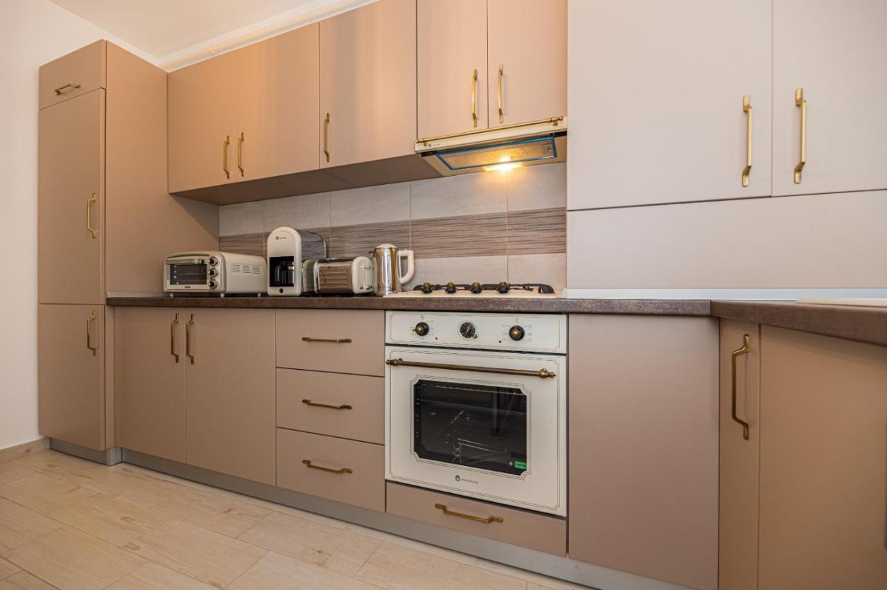 Apartament Topaz Braşov Esterno foto