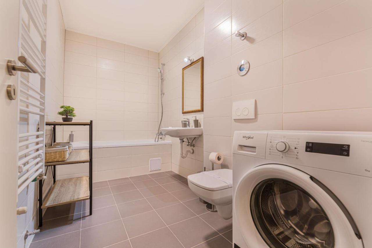 Apartament Topaz Braşov Esterno foto